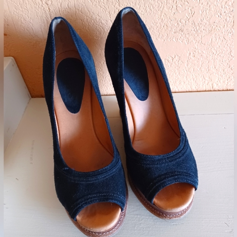 Micheal Kors Black Suede/Wood Wedge Heels Size 7 1/2 M.